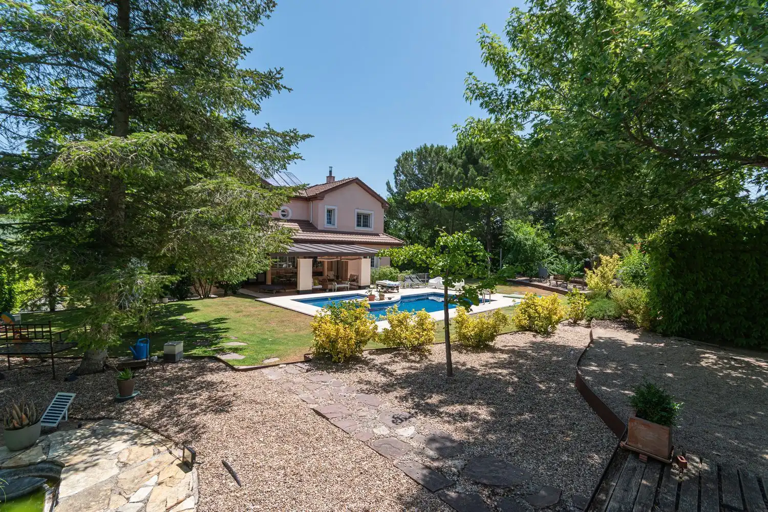 Garden of Houses for sale in Boadilla del Monte  with Air Conditioner, Heating and Storage room