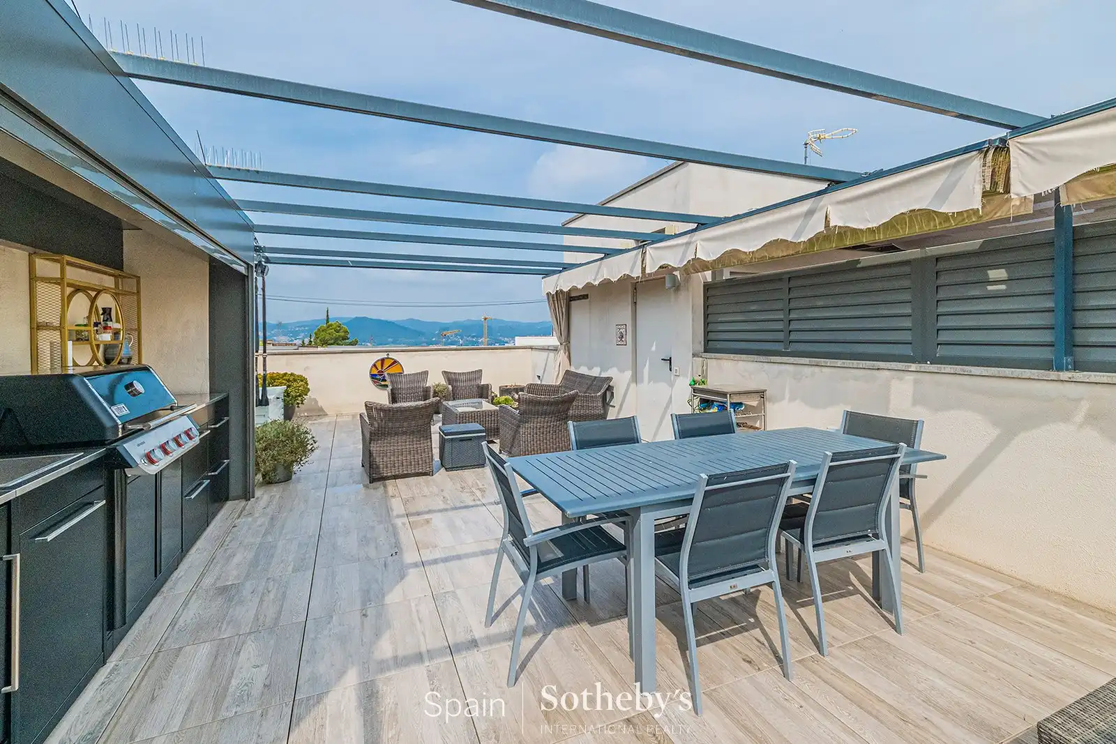 Terraza de Ático en venta en Sant Just Desvern con Aire acondicionado, Terraza y Trastero