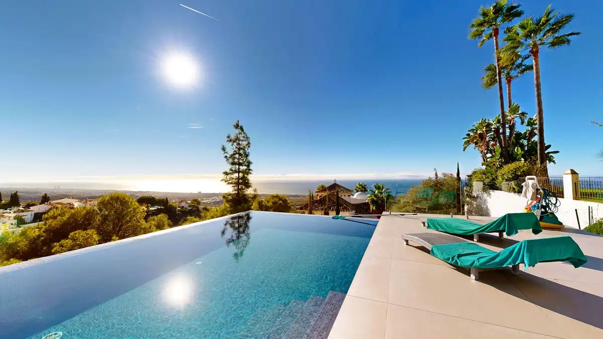 Swimming pool of Houses for rent in Marbella  with Air Conditioner, Private garden and Terrace