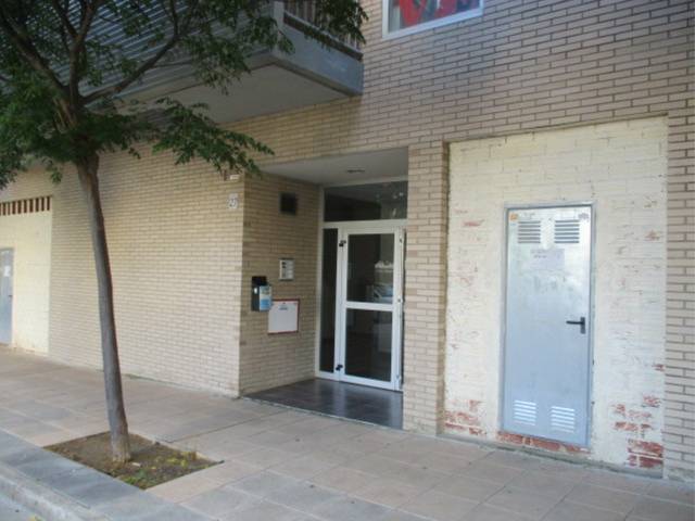 Local comercial en Venta en C/ La Caza  en Valdespartera