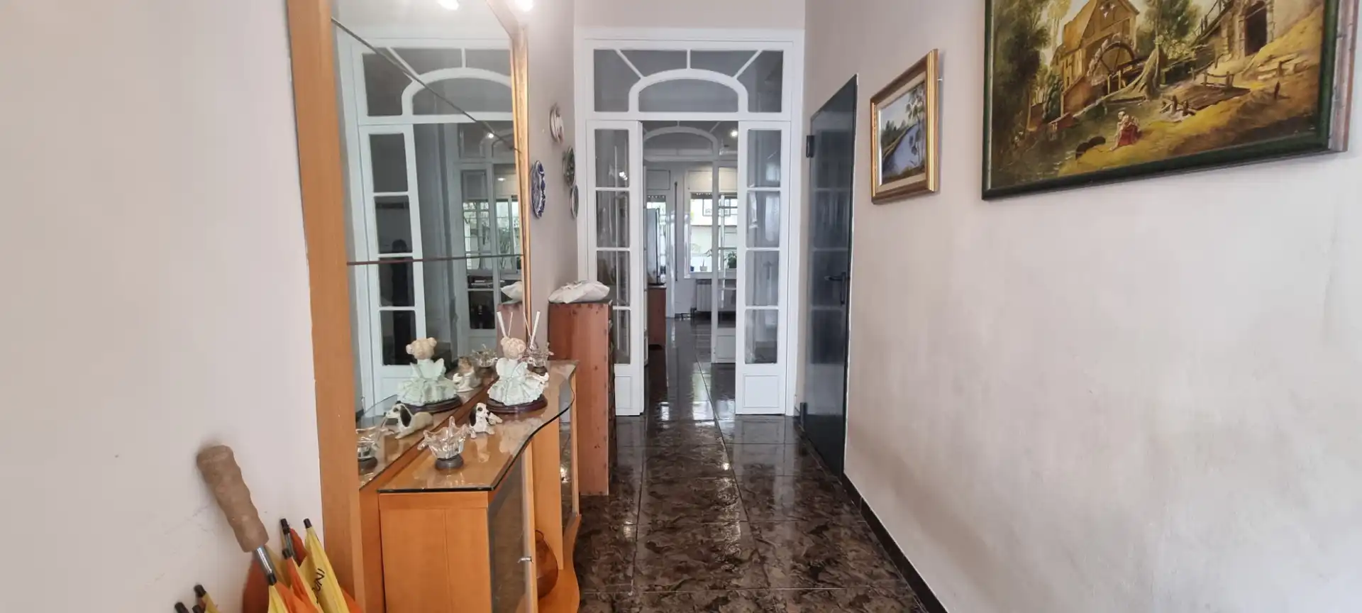 Haus oder Chalet zum Verkauf in Badalona mit Klimaanlage, Heizung und Terrasse