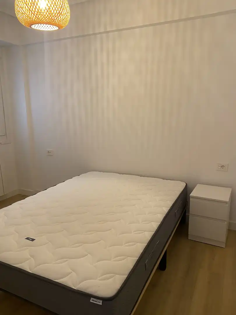Habitación de Piso de alquiler en Donostia - San Sebastián  con Amueblado