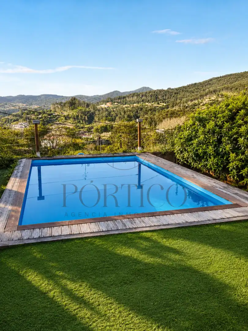 Piscina de Casa o chalet de alquiler en Gondomar con Jardín privado, Piscina y Amueblado