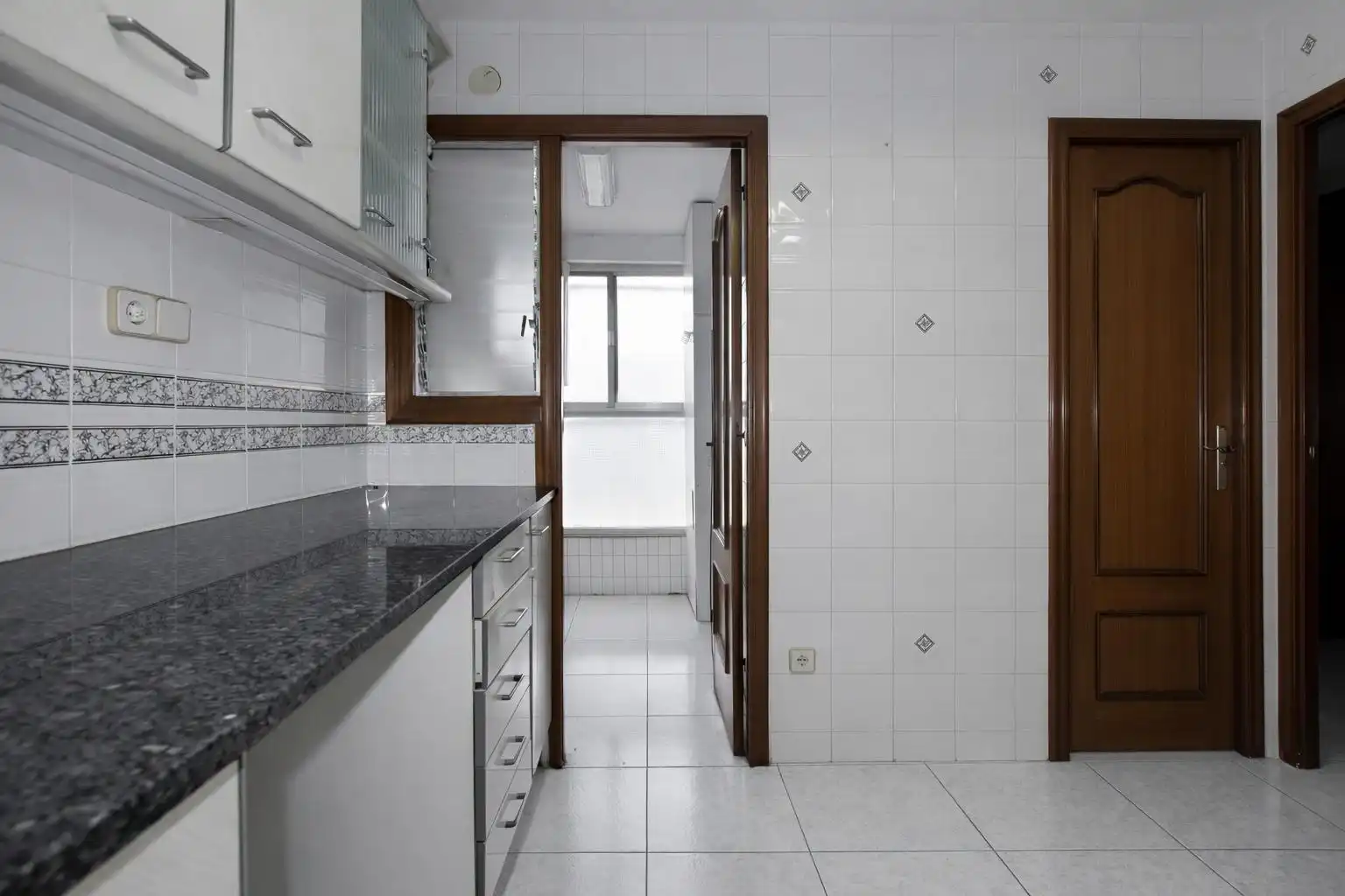 Cuina de Pis en venda en Cabrera de Mar amb Terrassa i Piscina comunitària
