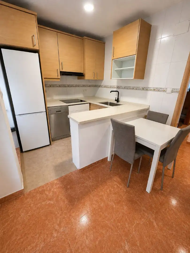 Cocina de Piso en venta en Zaragoza con Aire acondicionado, Horno y Lavadora