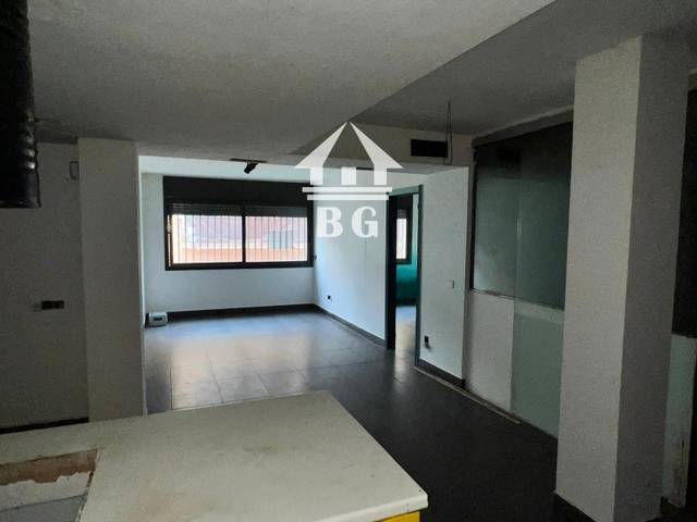 Piso en Venta en Vila de Lloret en Mont Ferrant - Joan Carles I