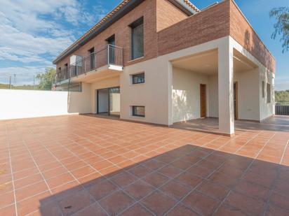 Vista exterior de Casa adosada en venda en Rubí amb Aire condicionat, Calefacció i Terrassa