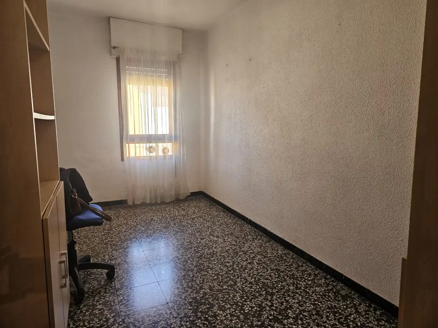 Habitación de Piso en venta en Castellón de la Plana / Castelló de la Plana con Trastero, Amueblado y Horno