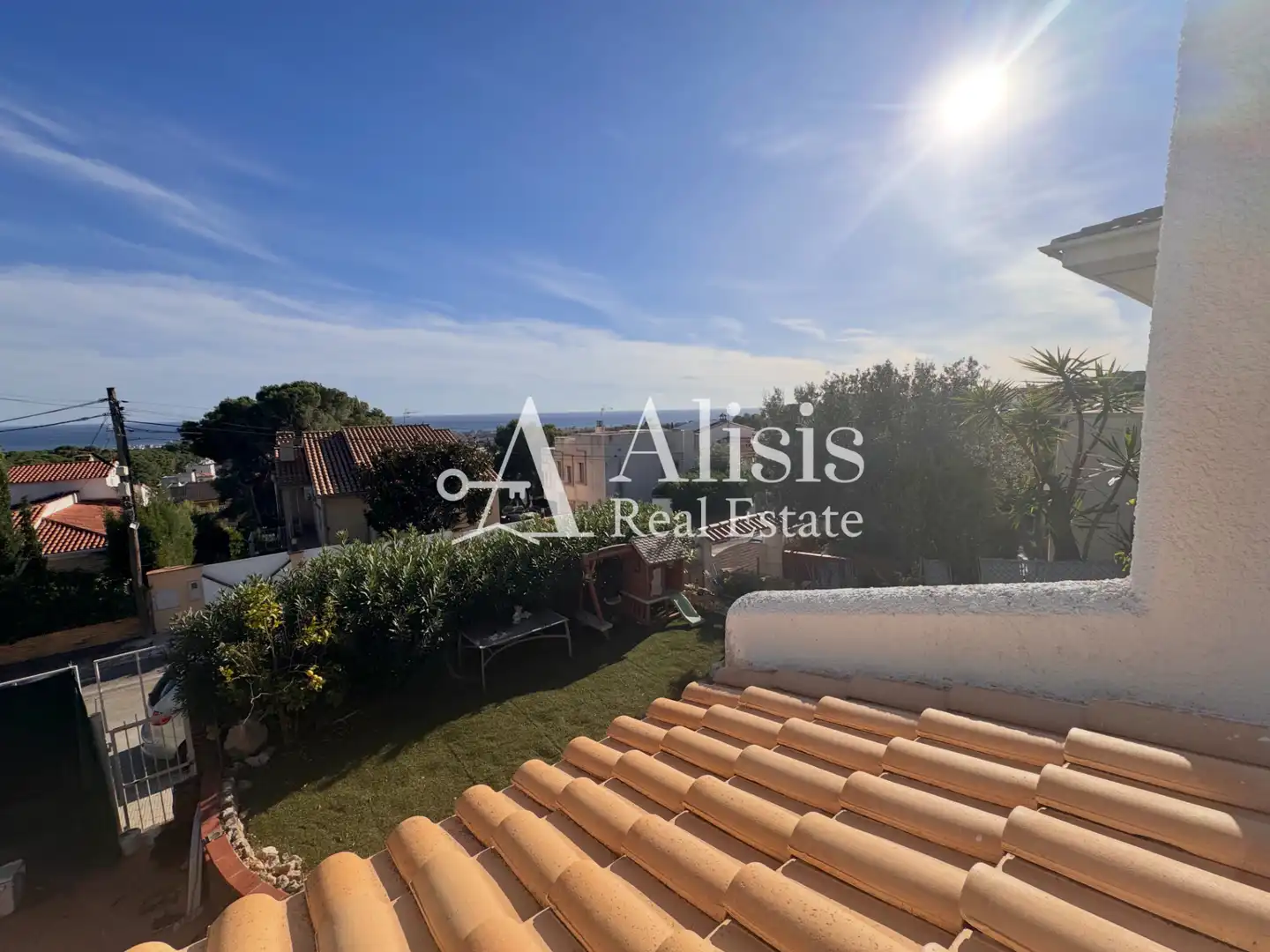Vista exterior de Casa o chalet en venta en Cunit Residencial