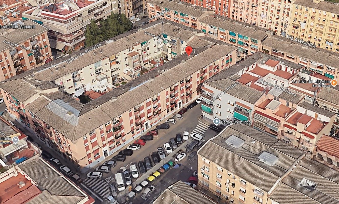 Vista exterior de Pis en venda en Sabadell amb Terrassa