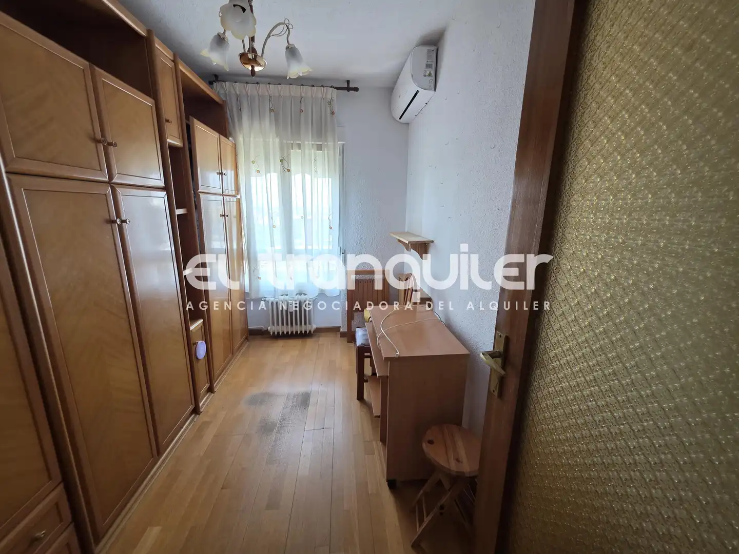 Bedroom of Flat for rent in Madrid  with Air Conditioner, Parquet flooring and Terrace