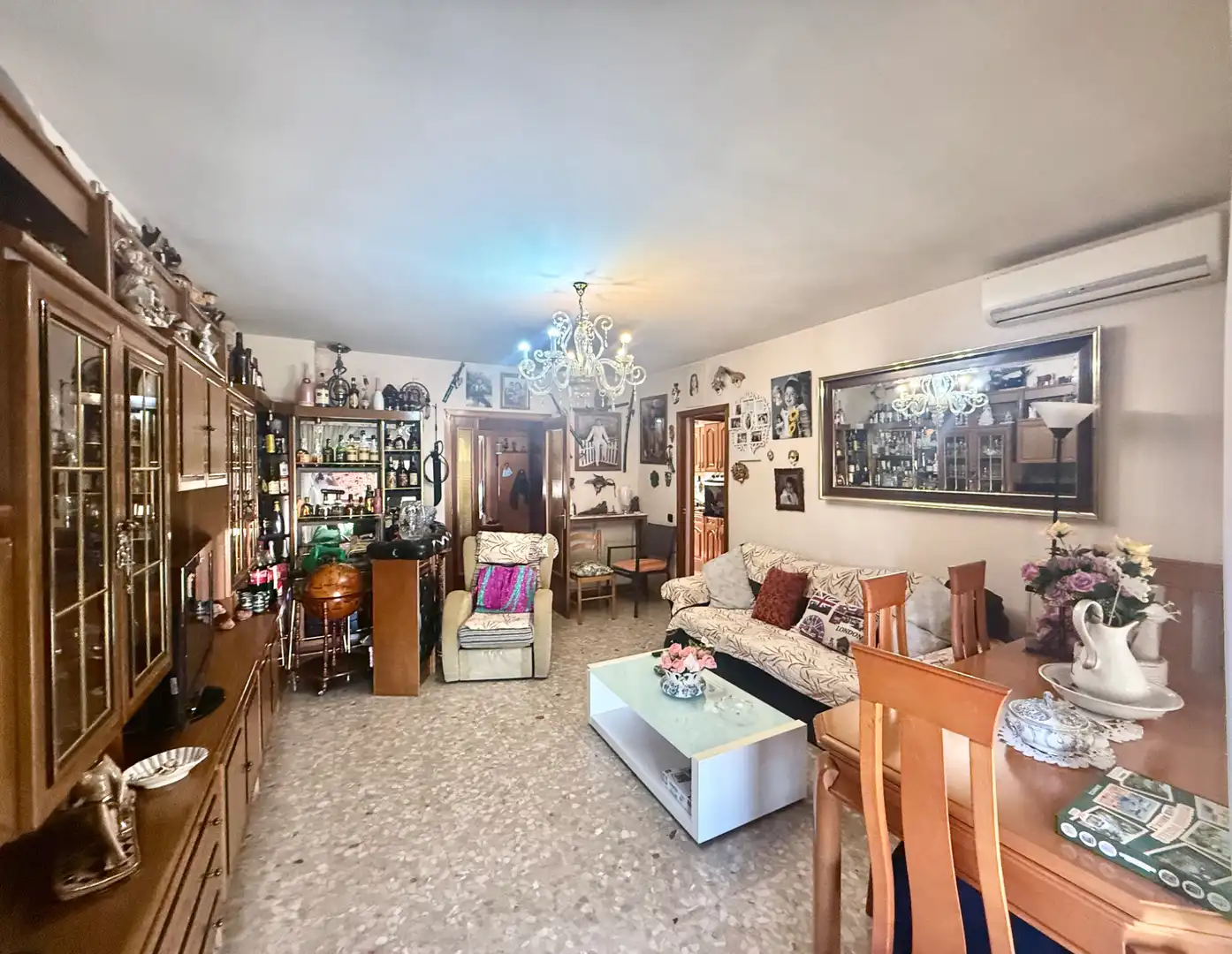 Sala d'estar de Pis en venda en Madrid amb Aire condicionat, Calefacció i Terrassa