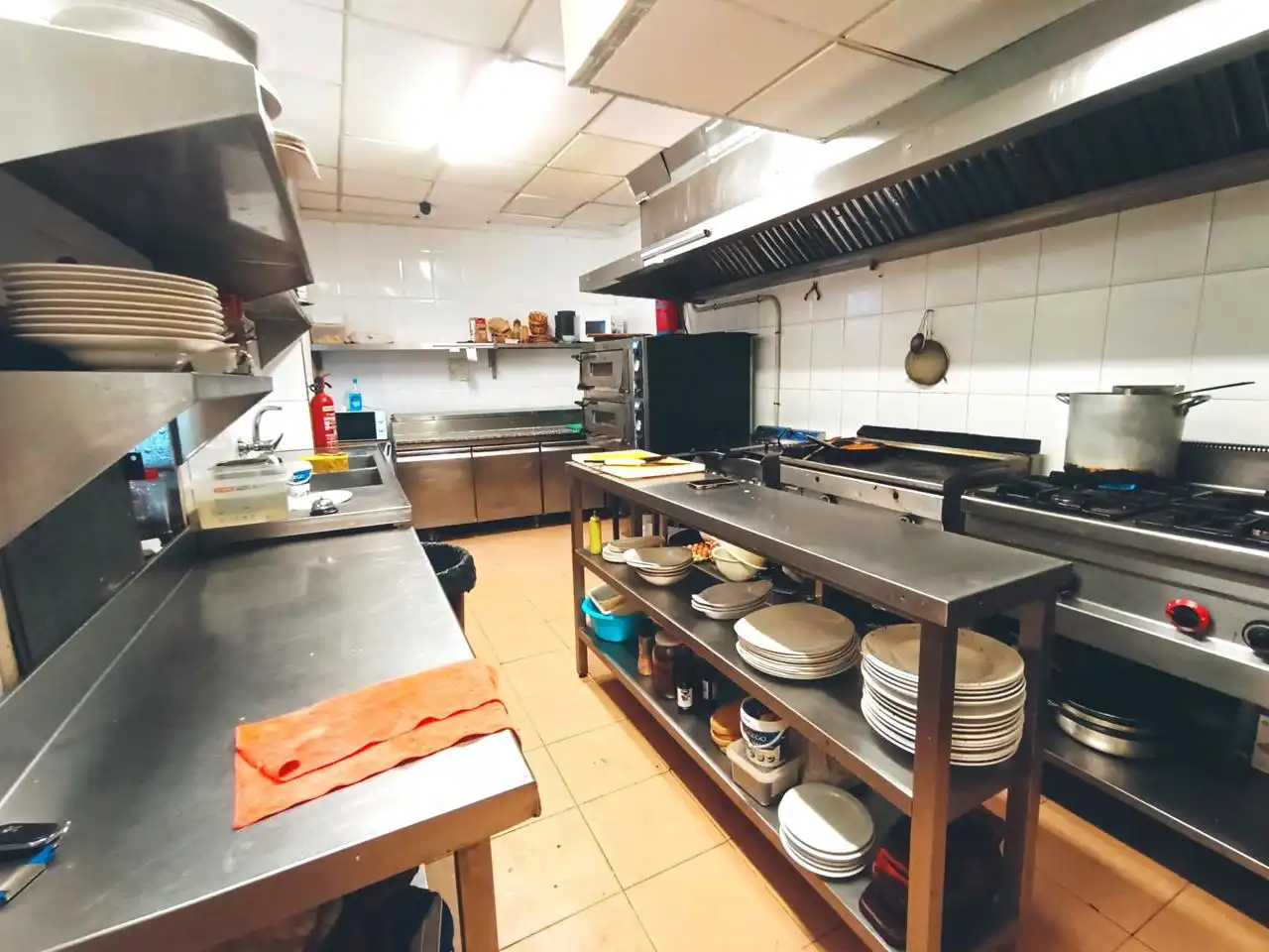Cocina de Local en venta en Els Poblets con Aire acondicionado