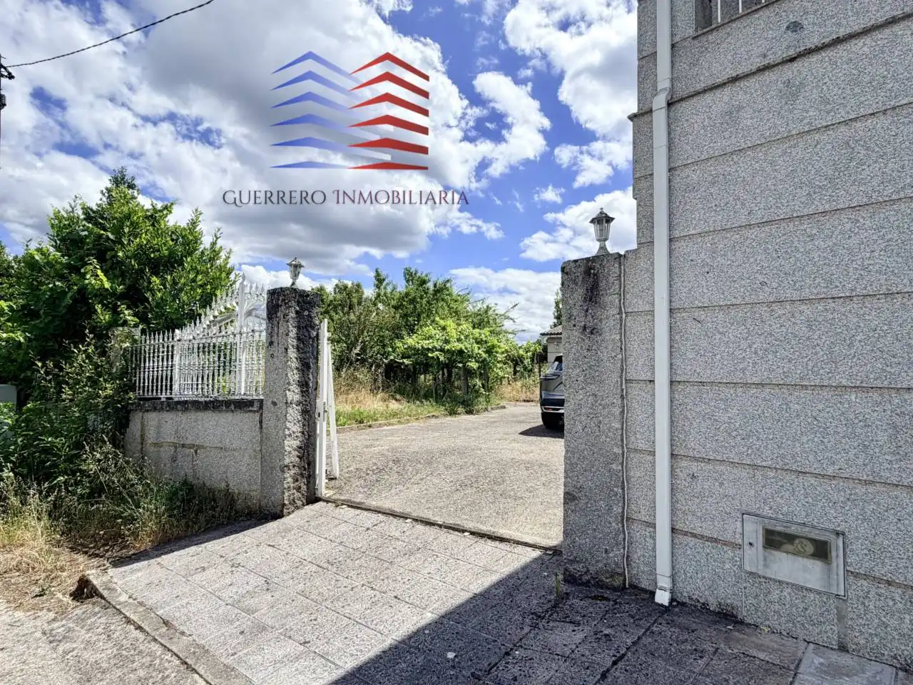 Vista exterior de Casa o chalet en venta en Coles con Calefacción, Jardín privado y Terraza