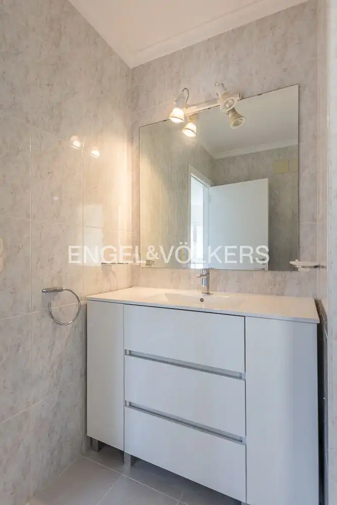 Bathroom of Houses for sale in Dénia  with Air Conditioner, Heating and Private garden