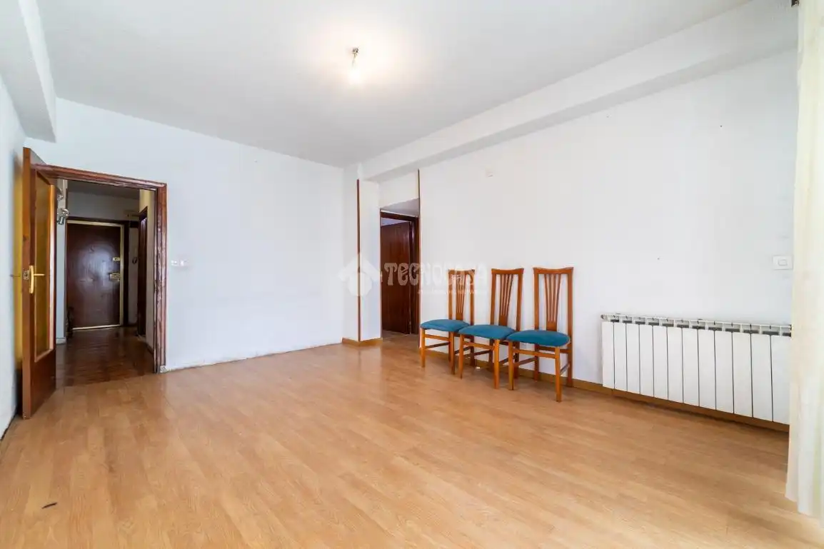 Piso en venta en Madrid con Calefacción y Terraza
