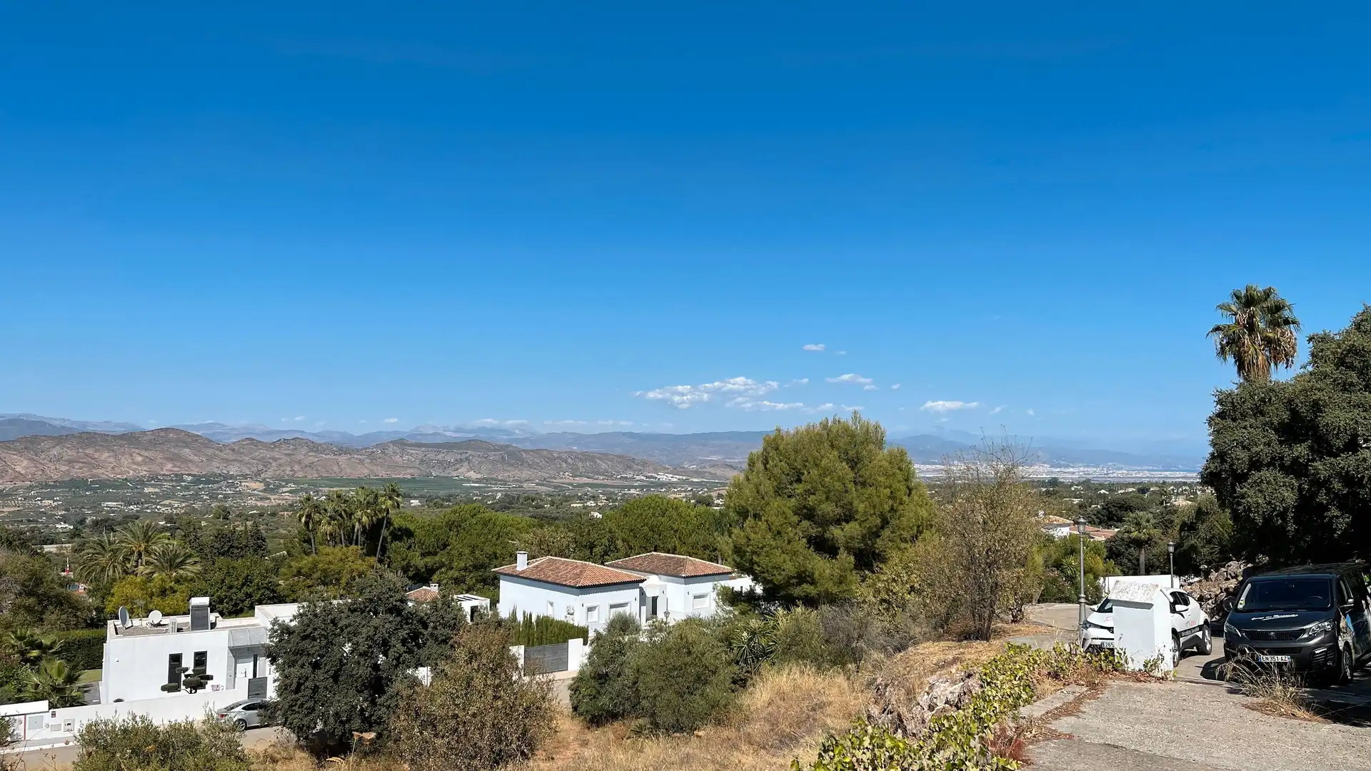 Vista exterior de Casa o xalet en venda en Alhaurín El Grande amb Jardí privat i Terrassa