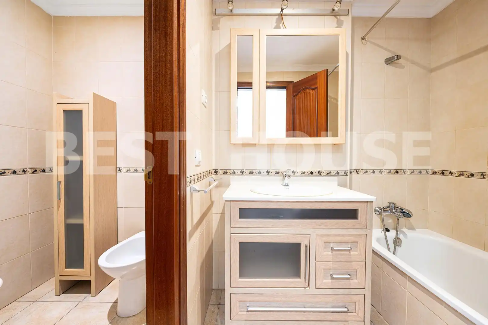 Baño de Piso en venta en Santa Lucía de Tirajana con Balcón