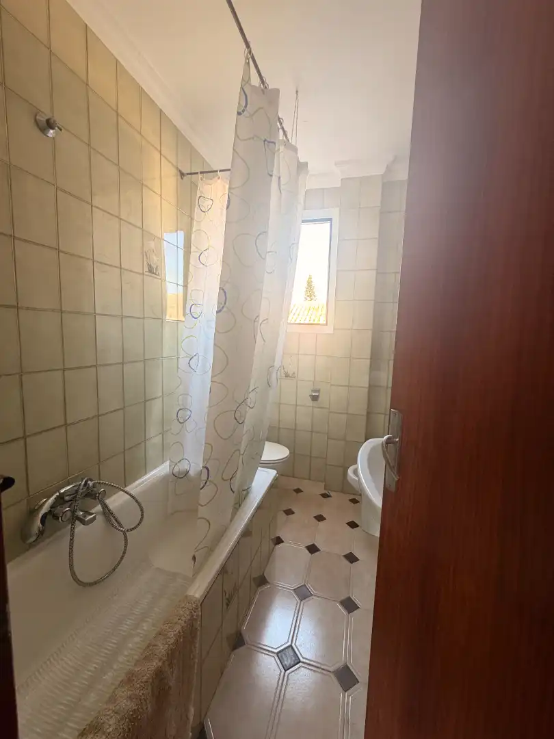 Bathroom of Flat for rent in Águilas  with Furnished, Oven and Washing machine