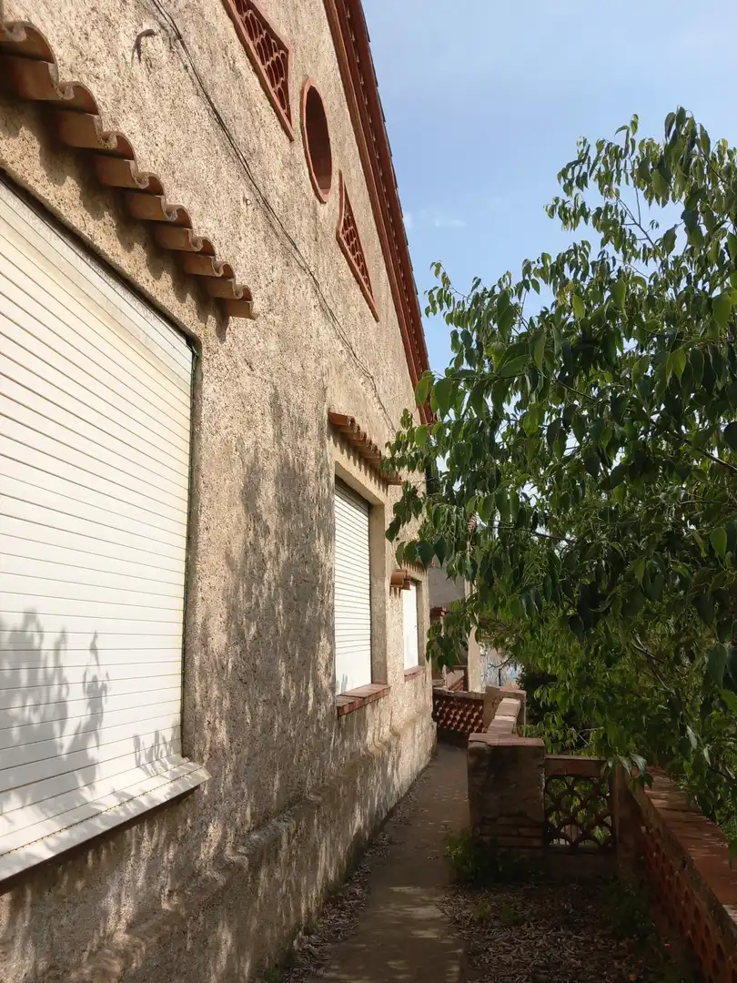 Außenansicht von Country house zum Verkauf in Terrassa
