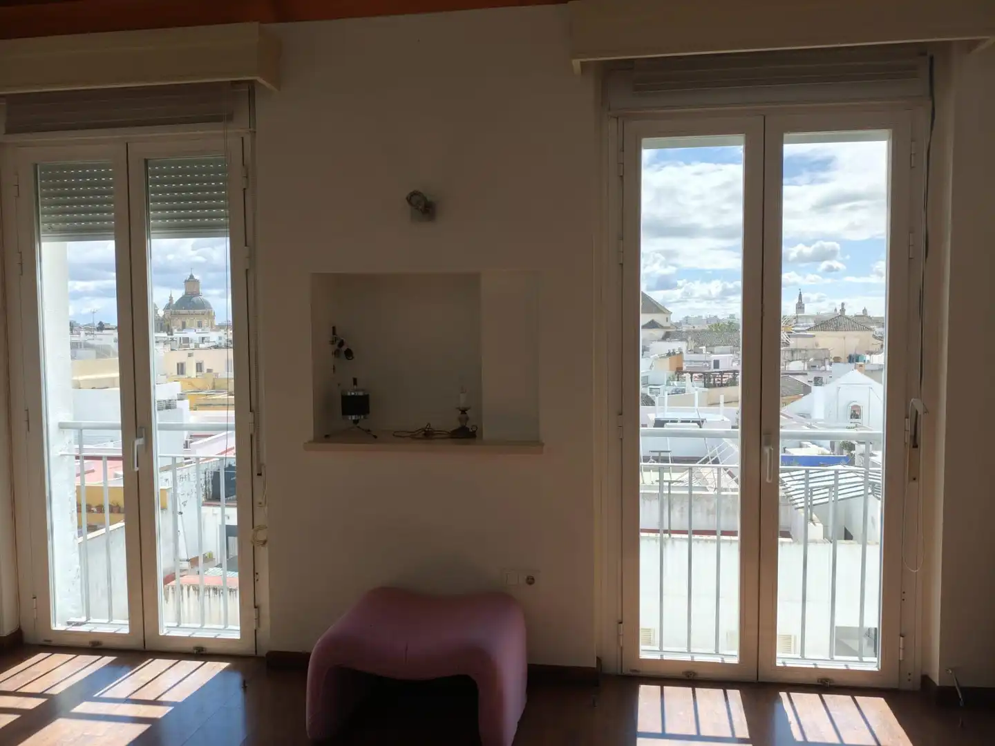 Terraza de Piso en venta en Sevilla con Balcón y Jacuzzi