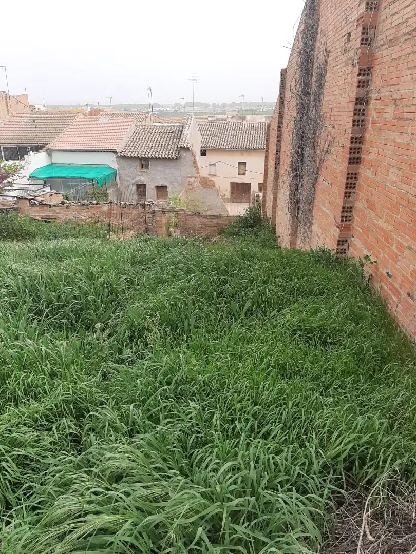 Terreno industrial en venta en Miralcamp