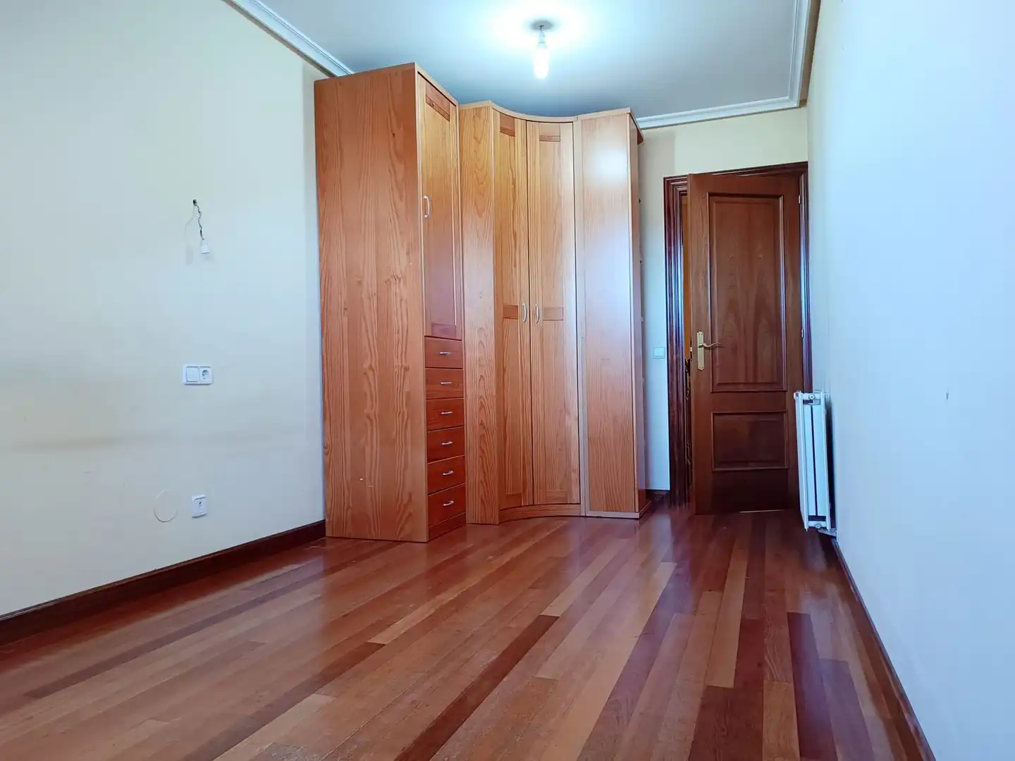 Flat for sale in N/A, Nava