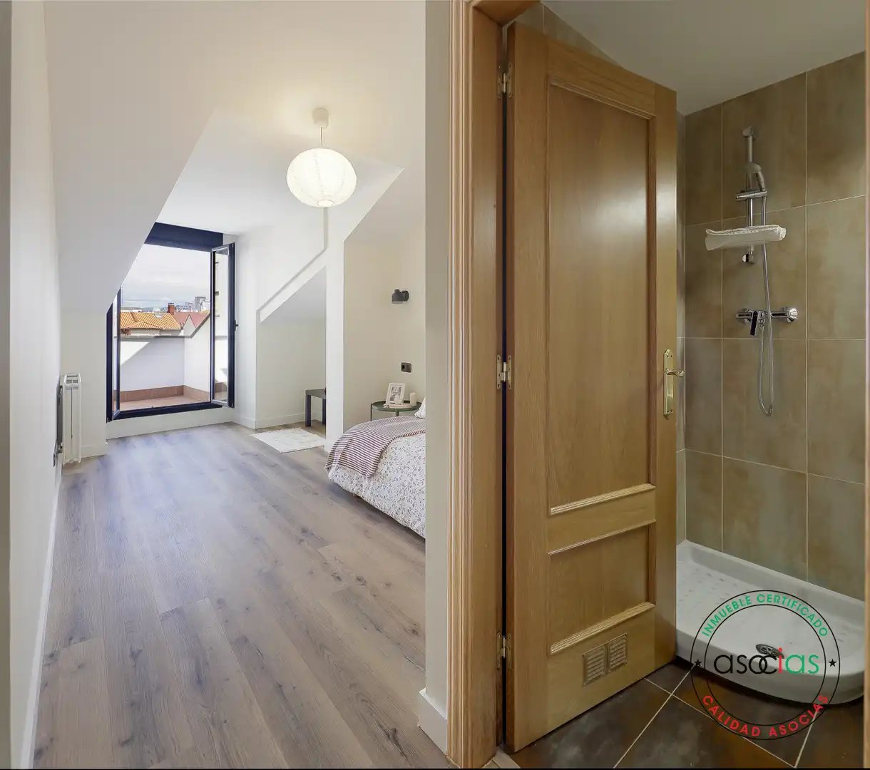 Habitación de Ático en venta en Gijón  con Calefacción, Terraza y Balcón