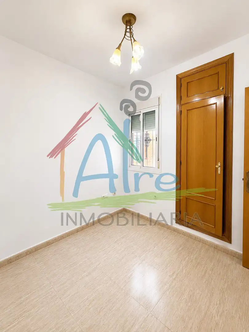 Bedroom of Flat for sale in Lepe  with Air Conditioner, Terrace and Storage room