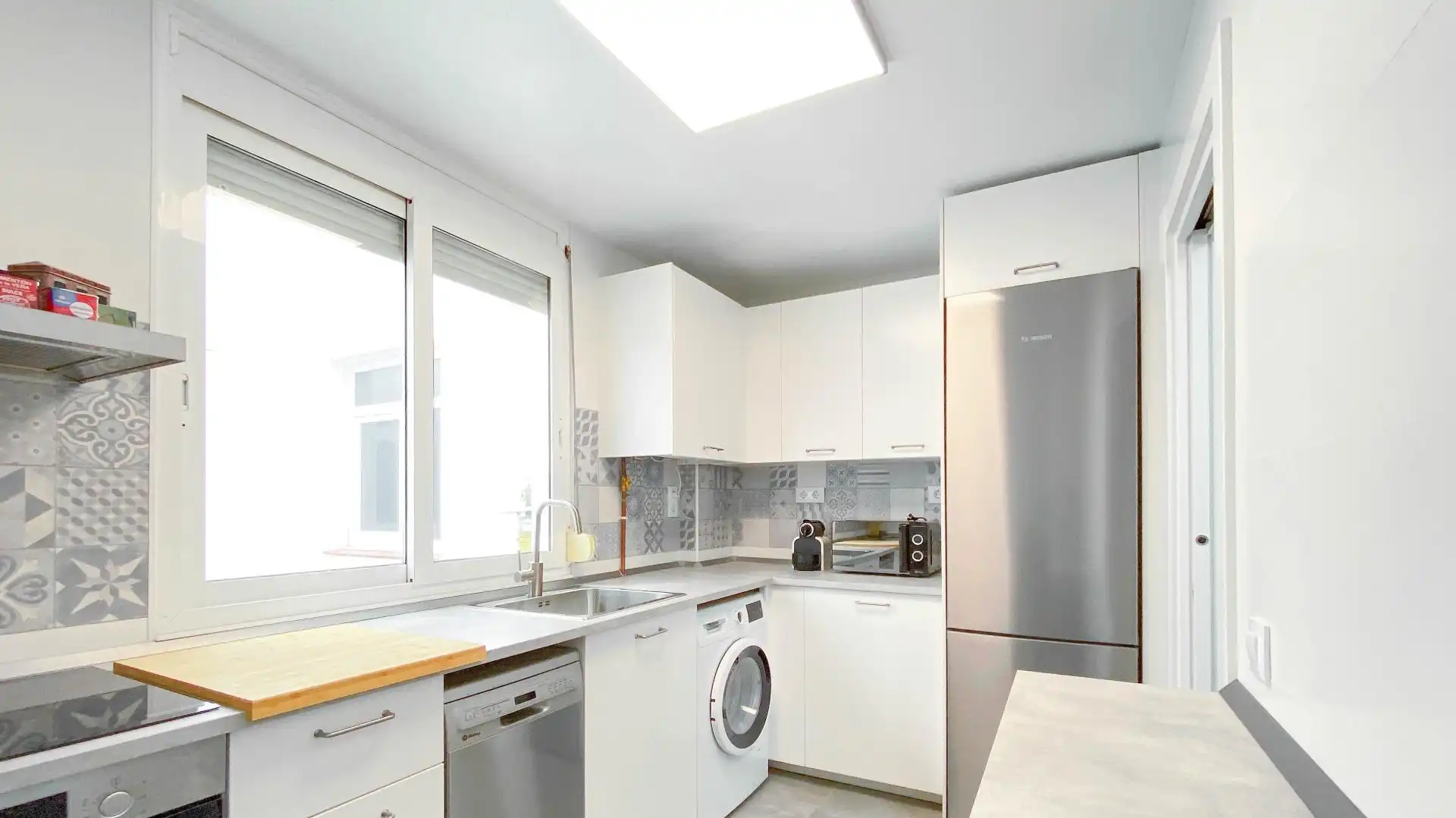 Kitchen of Flat for rent in Santander  with Heating and Furnished