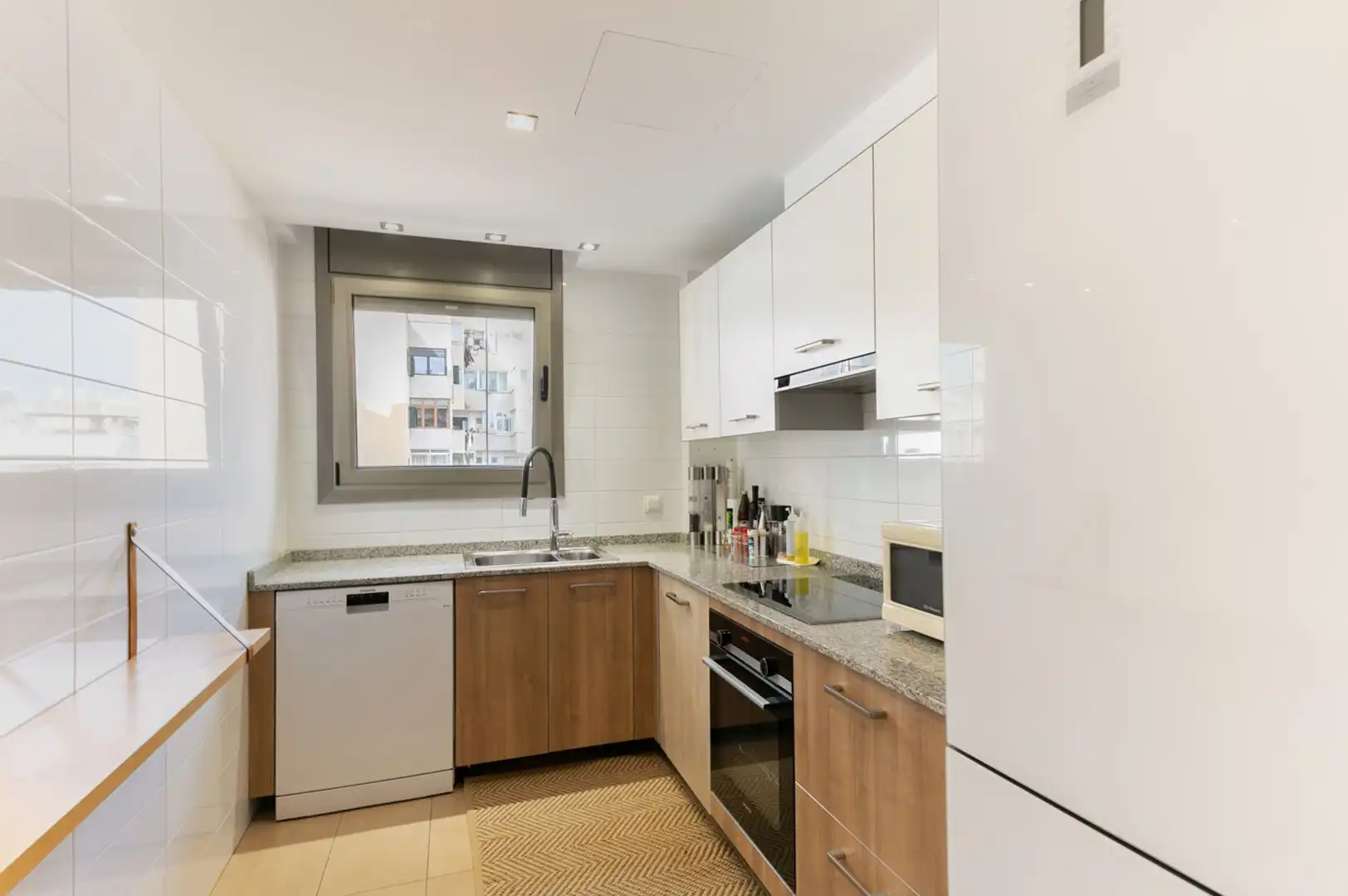 Appartement compact avec ascenseur à louer à Centre, imagen 8