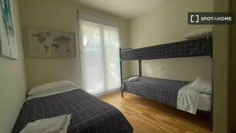 Habitación de Apartamento para compartir en Málaga con Aire acondicionado, Terraza y Amueblado