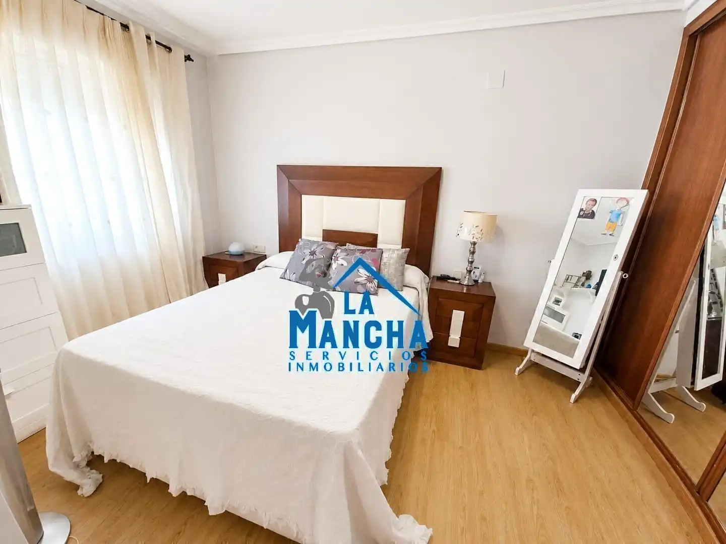 Bedroom of Flat for sale in Albacete  with Heating, Storage room and Furnished