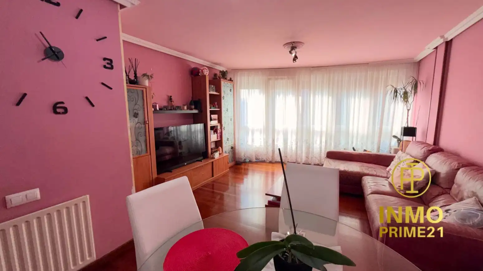 Living room of Flat for sale in Santander  with Heating, Parquet flooring and Swimming Pool