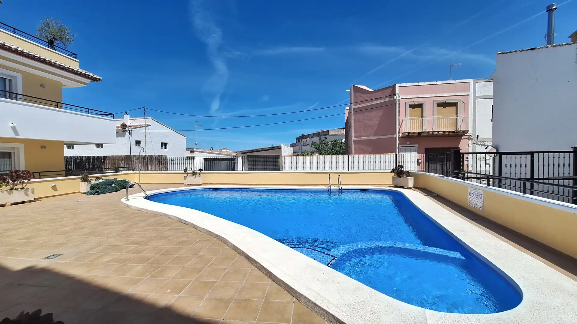 Swimming pool of Flat for sale in Jávea / Xàbia  with Air Conditioner, Terrace and Swimming Pool
