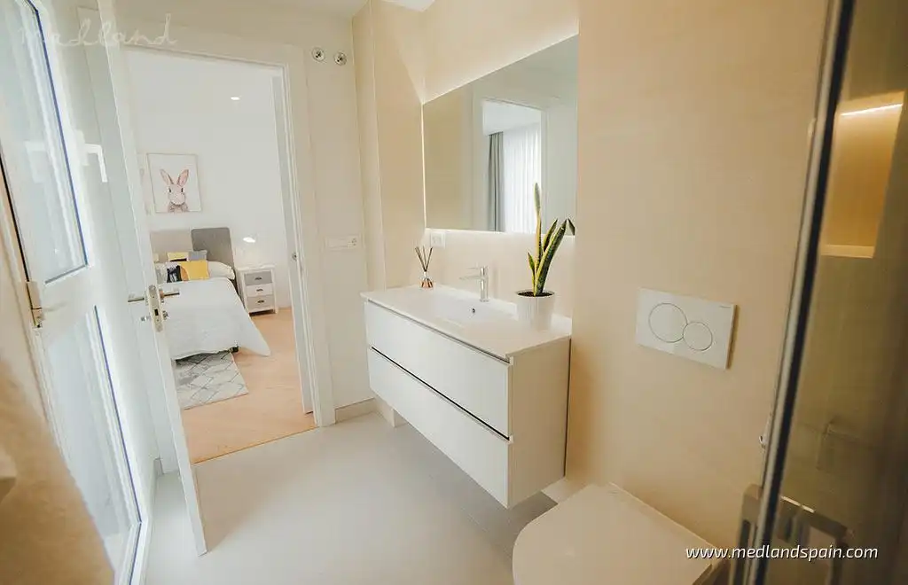 Detached house with pool for sale in Golf Bahía, imagen 10