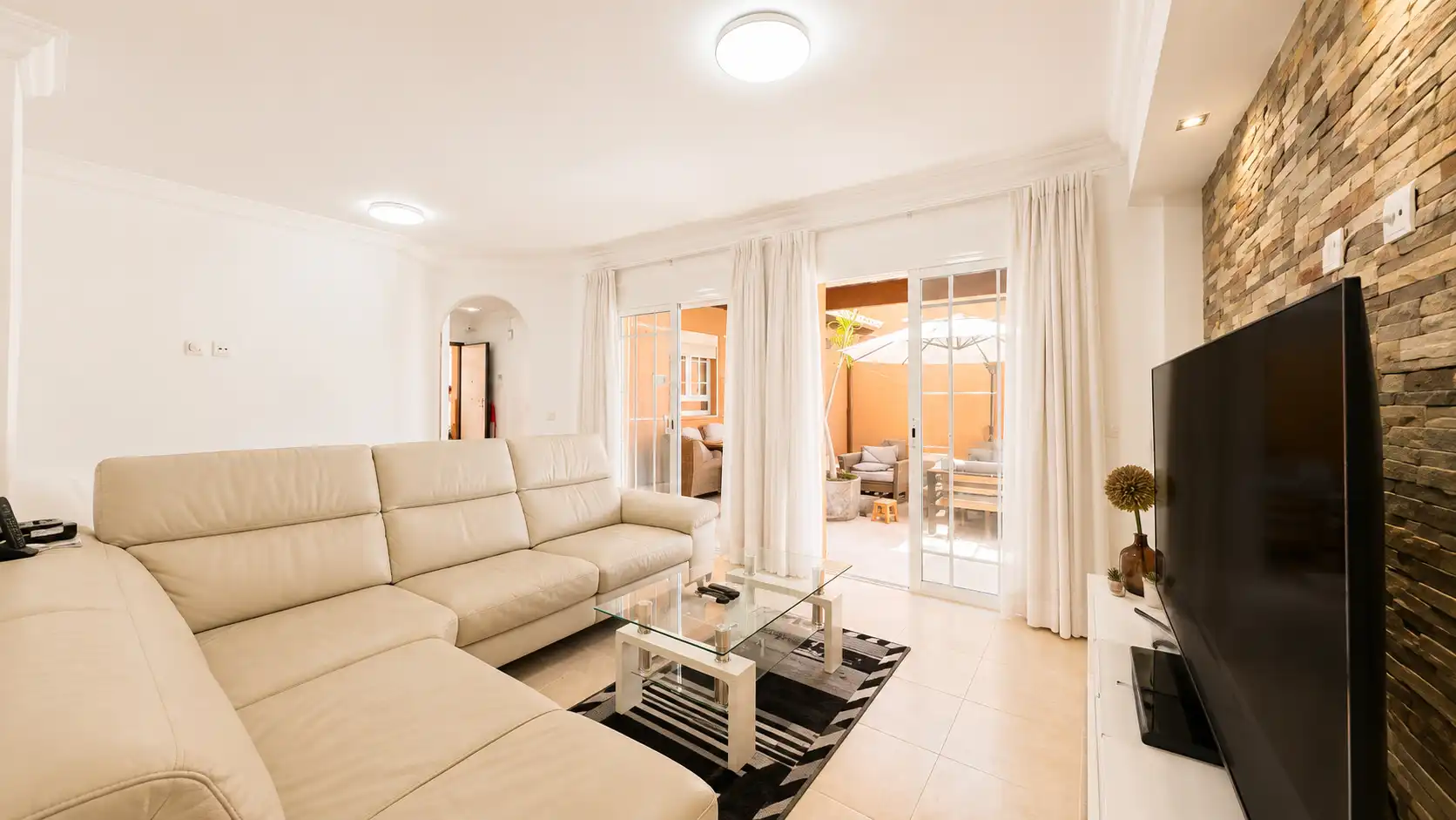 Sala de estar de Casa o chalet en venta en Arona con Aire acondicionado, Terraza y Trastero