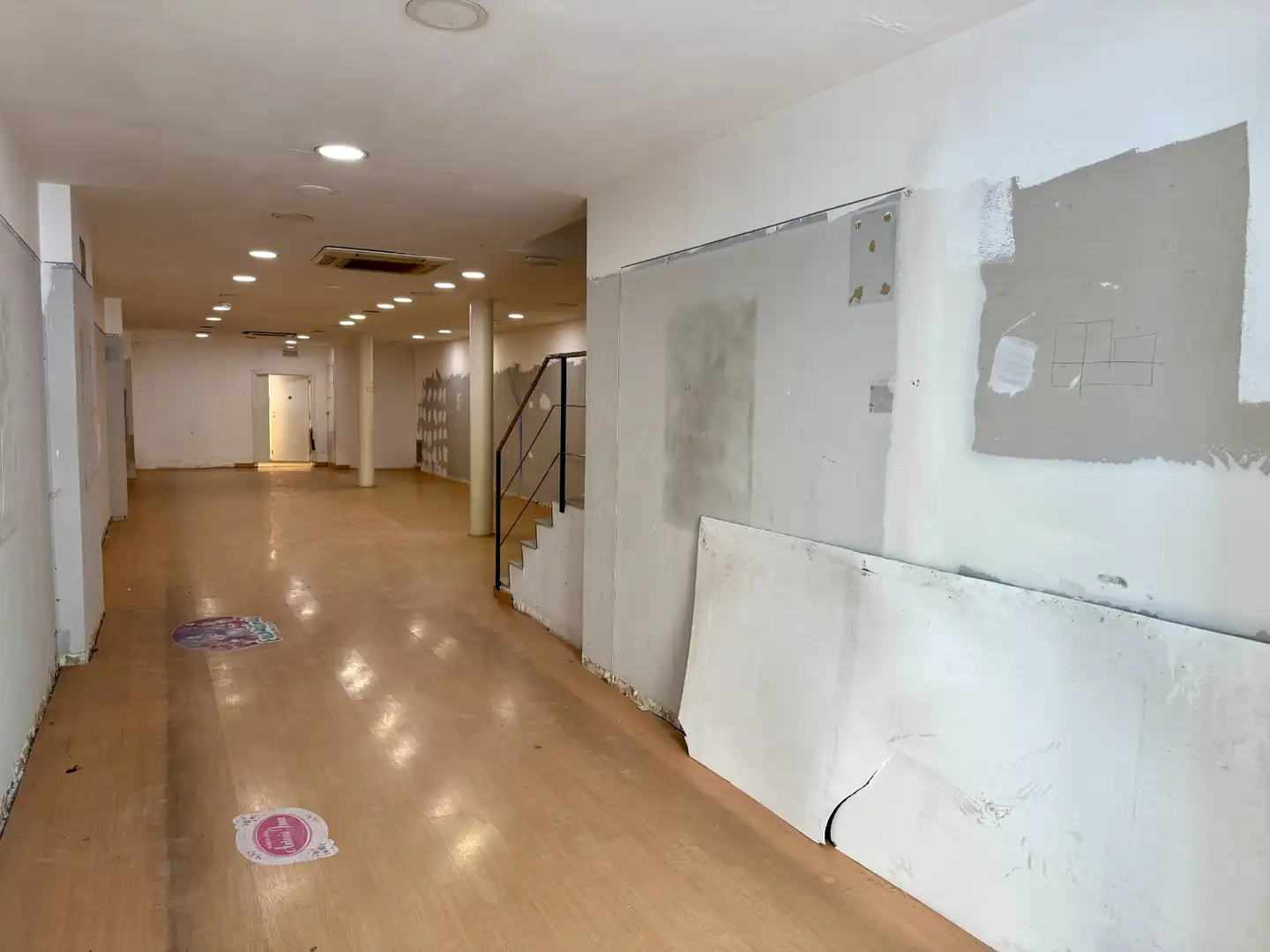 Local en venta en Barcelona con Aire acondicionado y Parquet