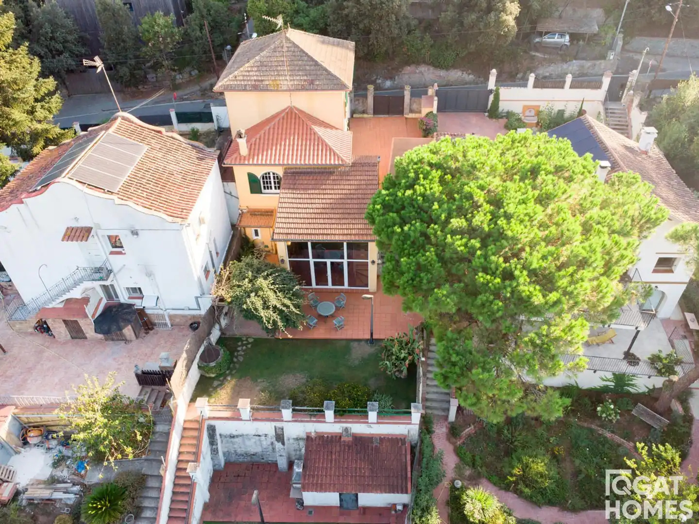 Vista exterior de Casa o xalet en venda en Sant Cugat del Vallès amb Aire condicionat, Calefacció i Terrassa