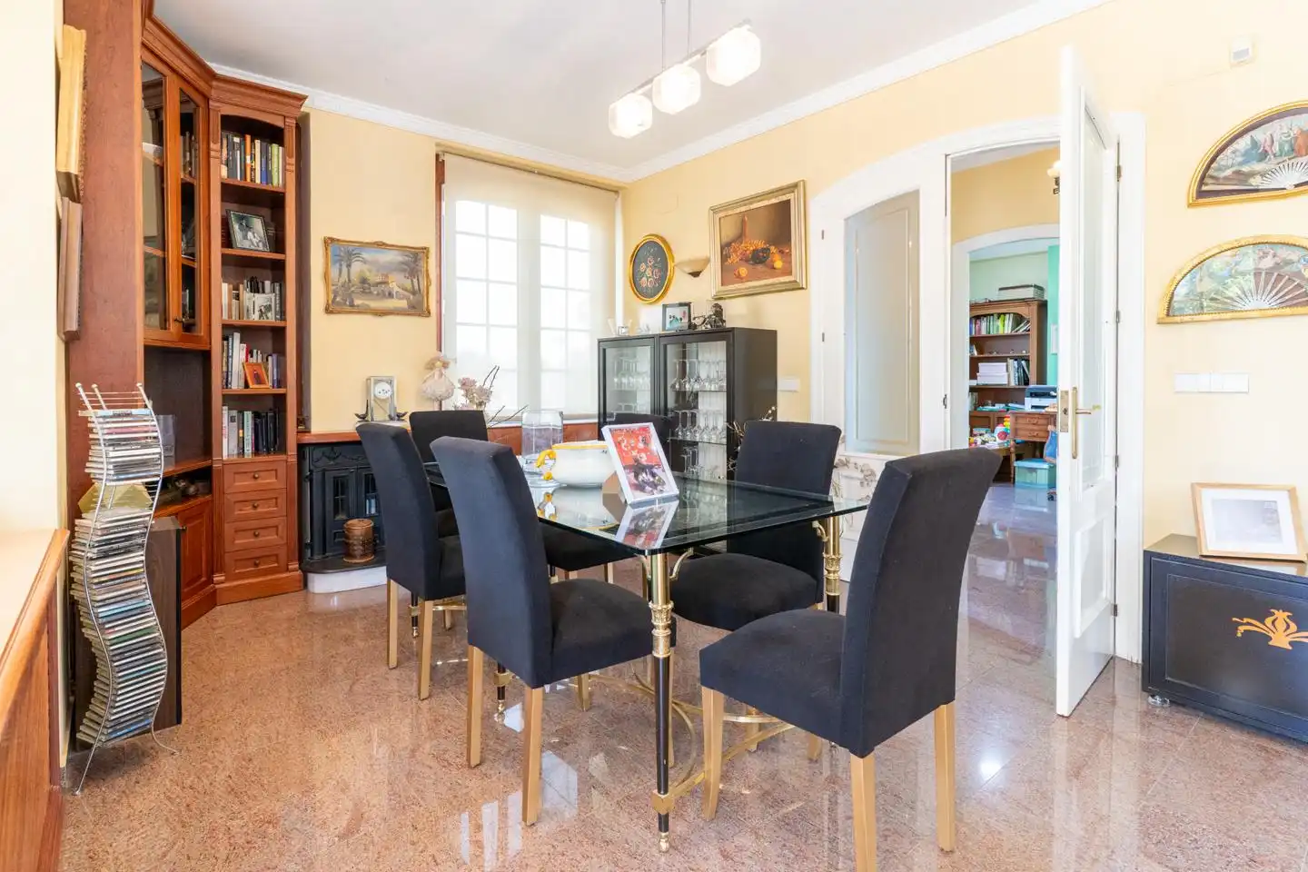 Menjador de Casa o xalet en venda en Elche / Elx amb Calefacció, Jardí privat i Parquet
