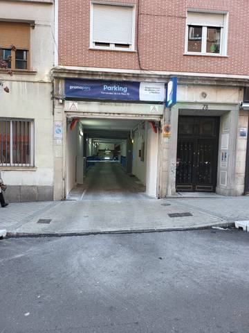 Garaje en Alquiler en Calle de Fernández de los Ríos, 78 en Gaztambide
