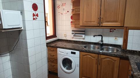 Foto 2 von Wohnung zur Miete in Calle Cabruñana, Centro, Avilés