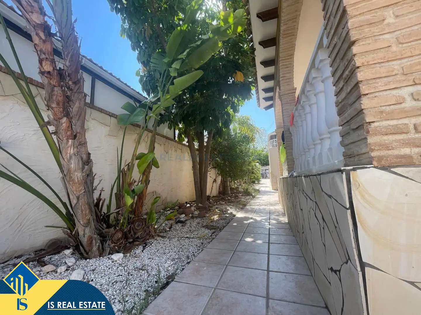 Exterior view of Houses for sale in Torrevieja  with Air Conditioner, Heating and Terrace