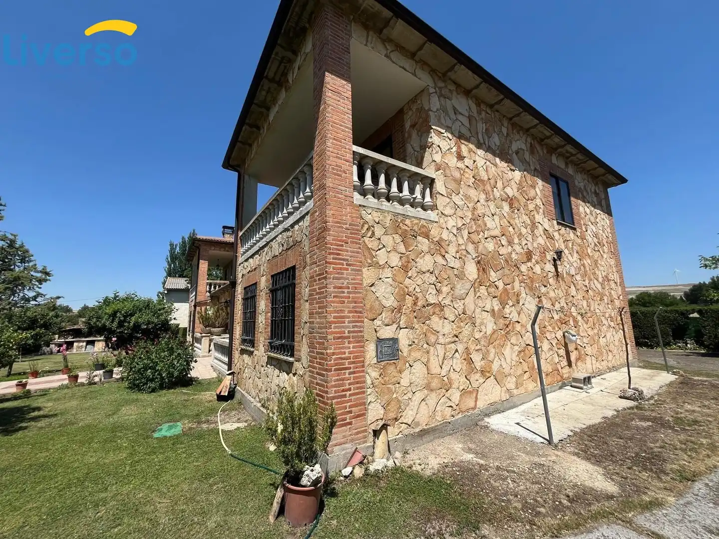 Exterior view of Houses for sale in Los Balbases   with Heating, Private garden and Terrace