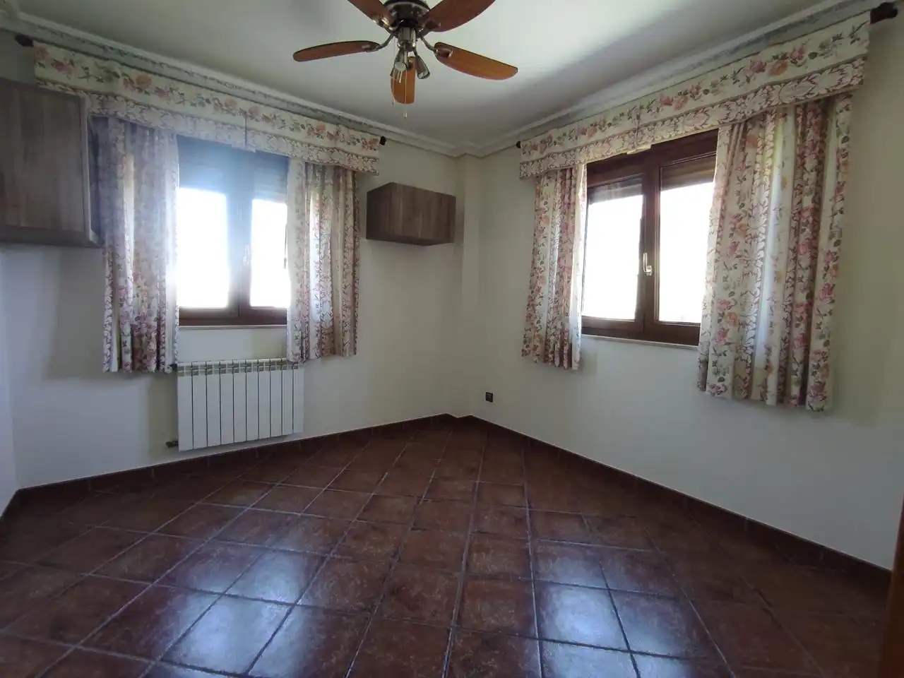 Habitación de Casa o chalet en venta en Marina de Cudeyo con Calefacción, Jardín privado y Parquet