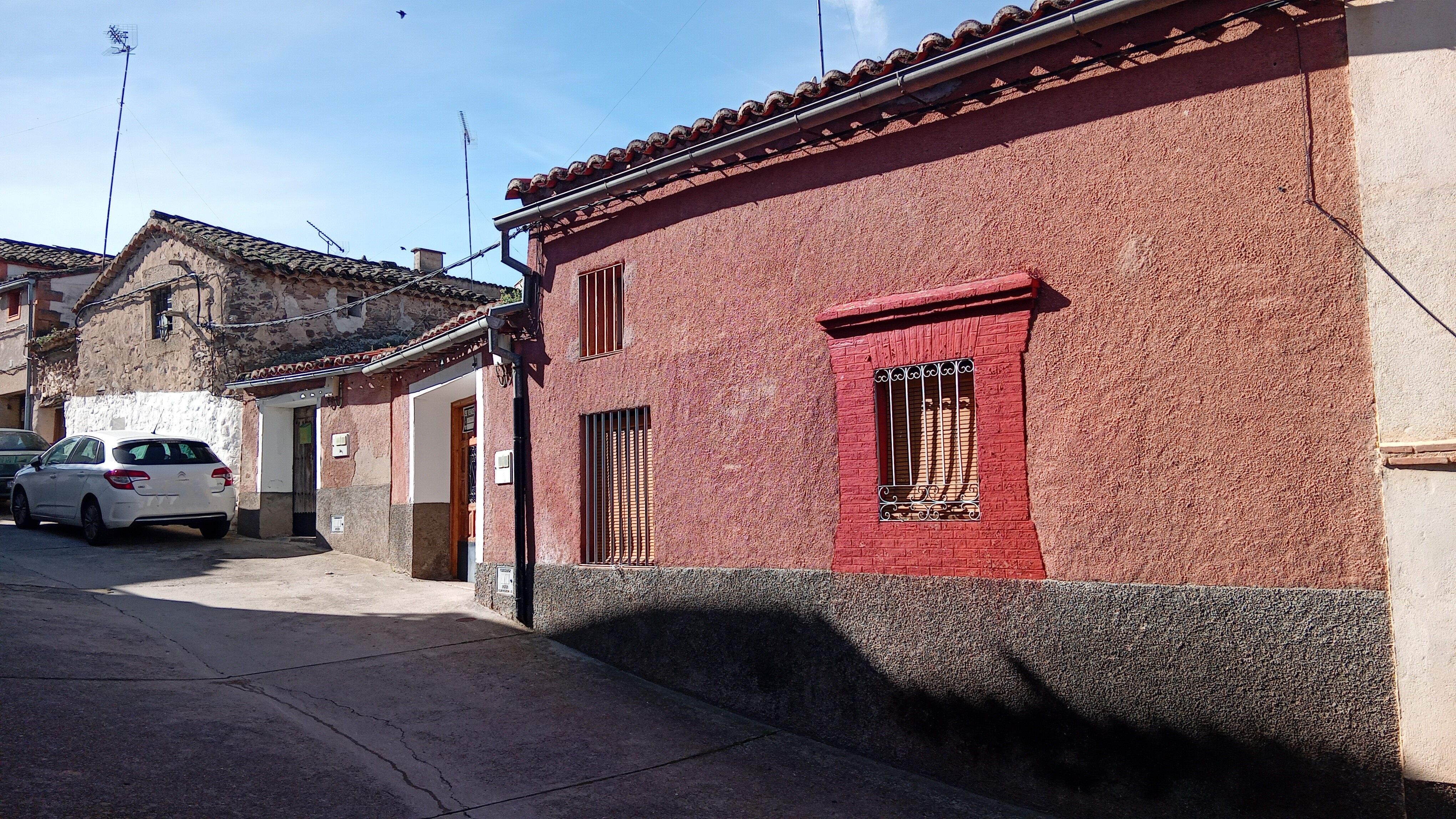 Vista exterior de Finca rústica en venda en Lagartera amb Traster