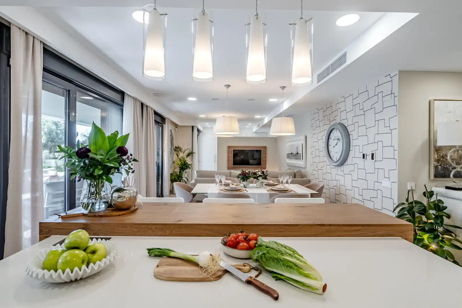 Küche von Wohnung zum Verkauf in Boadilla del Monte mit Klimaanlage, Heizung und Terrasse