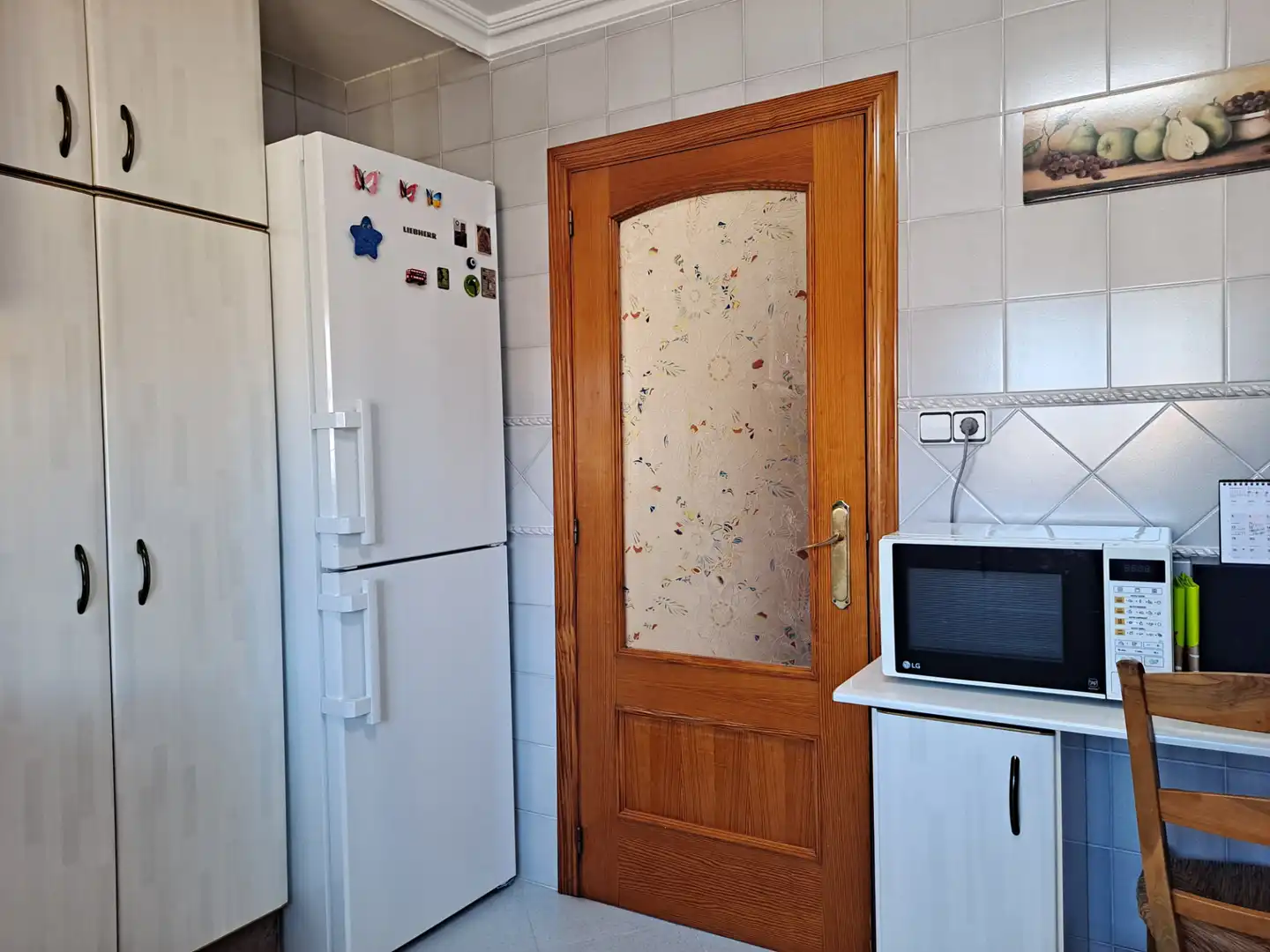 Cuina de Casa o xalet en venda en L'Eliana amb Aire condicionat, Calefacció i Jardí privat