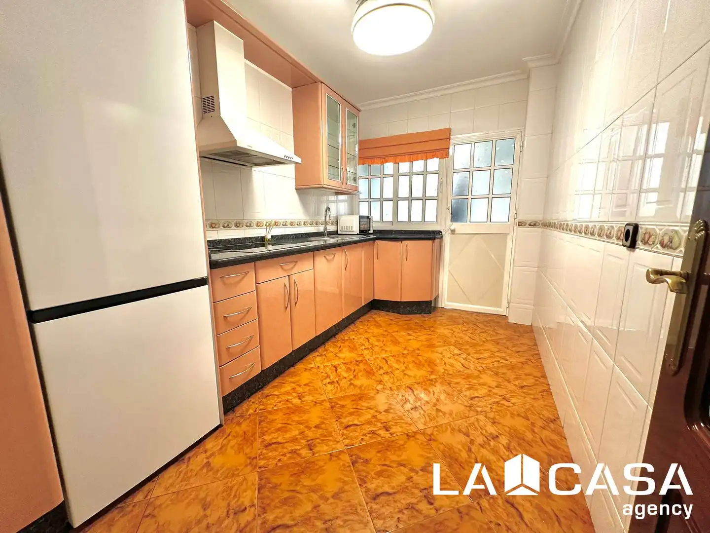 Küche von Wohnung zur Miete in Dos Hermanas mit Terrasse
