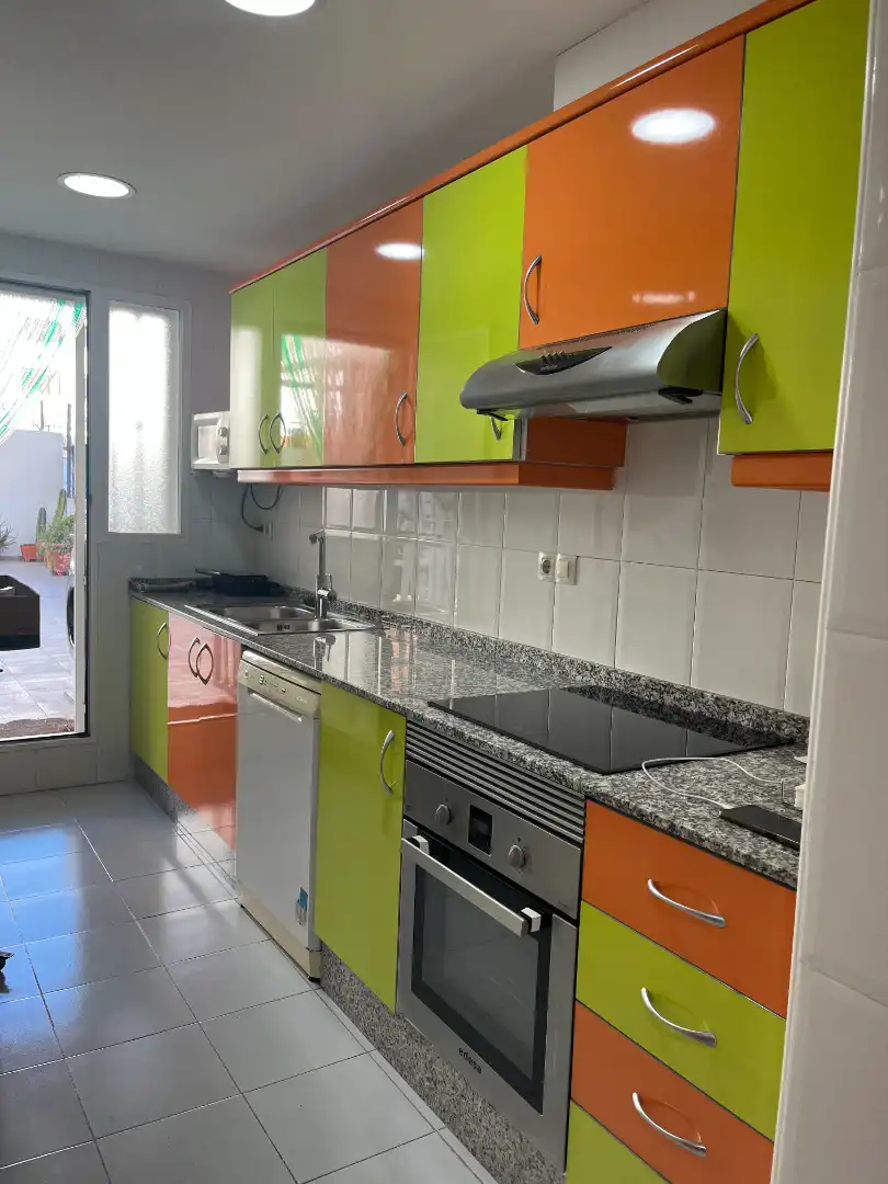 Kitchen of Flat for sale in Valencia  with Air Conditioner, Terrace and Storage room